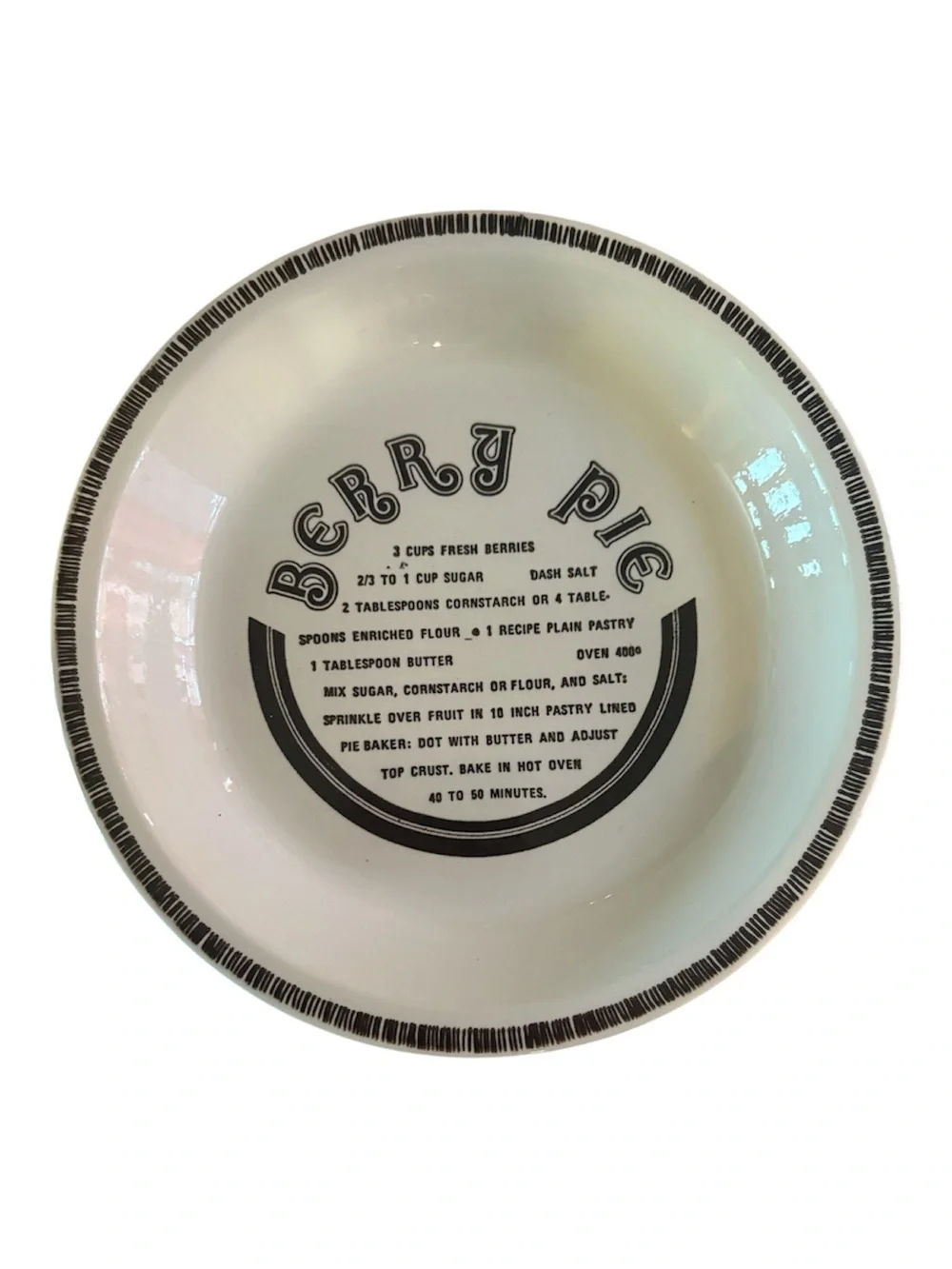 Vintage-Style Berry Pie Serving Bowl - White with Black Print